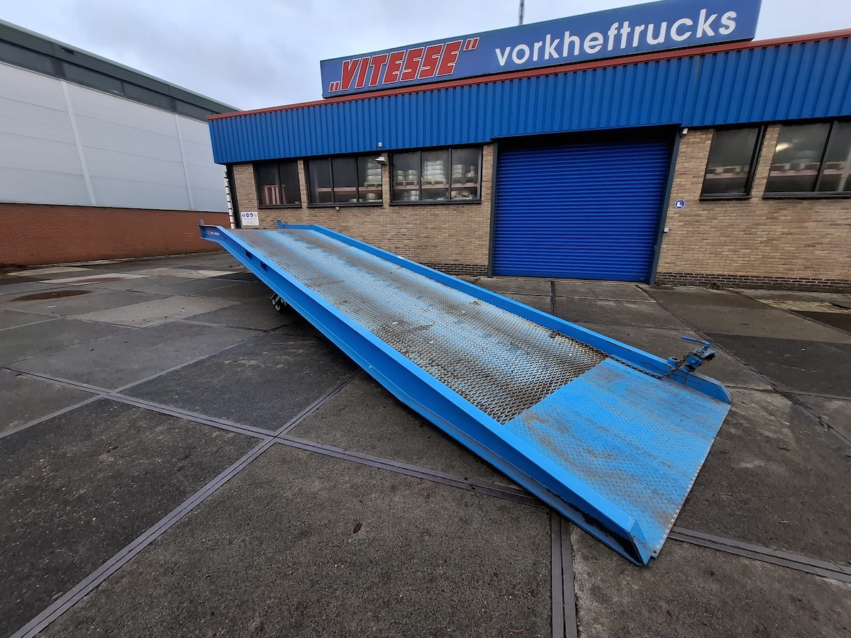 Laadbrug-vitesse.jpeg